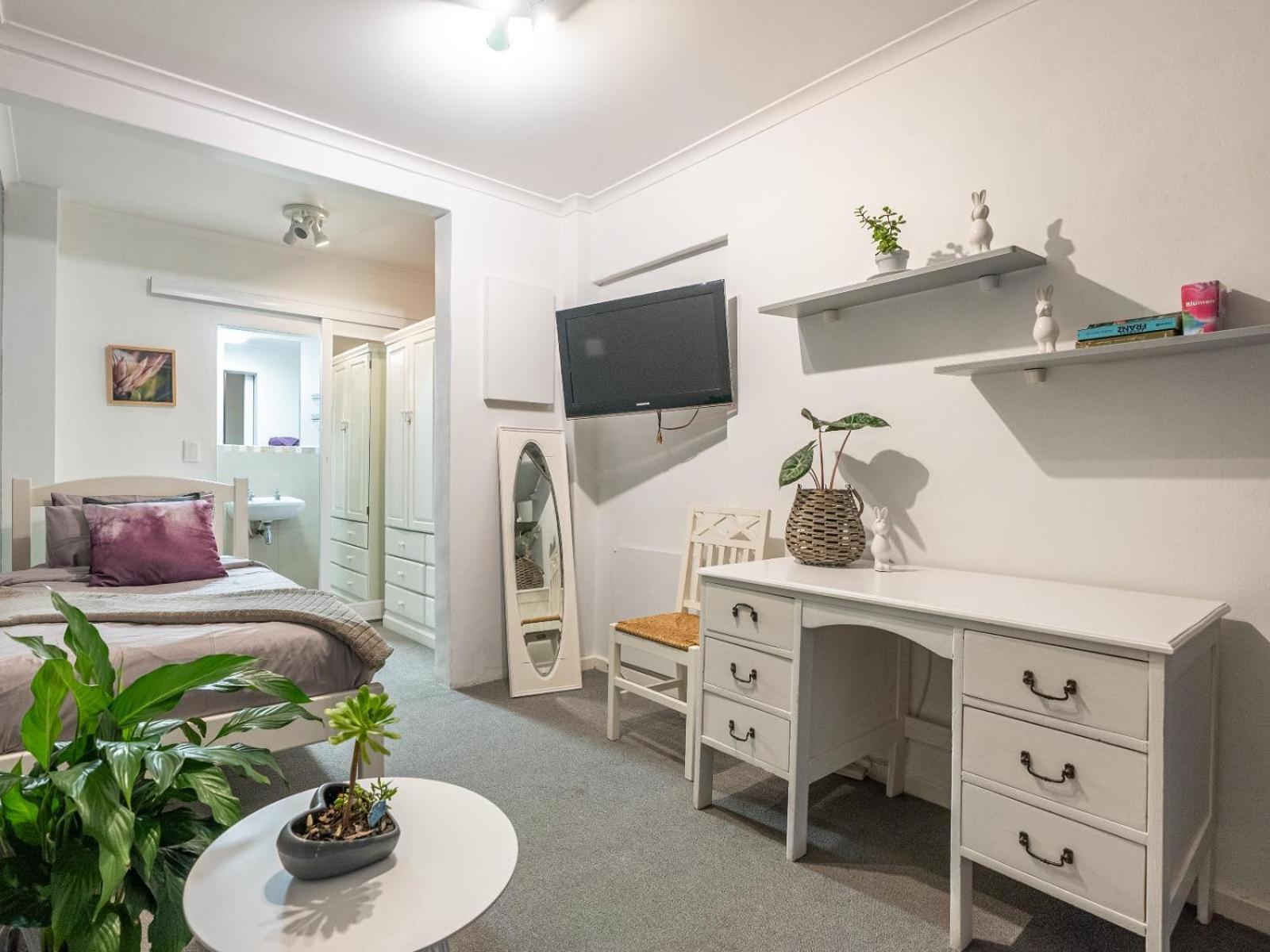 Mediterranean Villa Guesthouse Cape Town Room photo