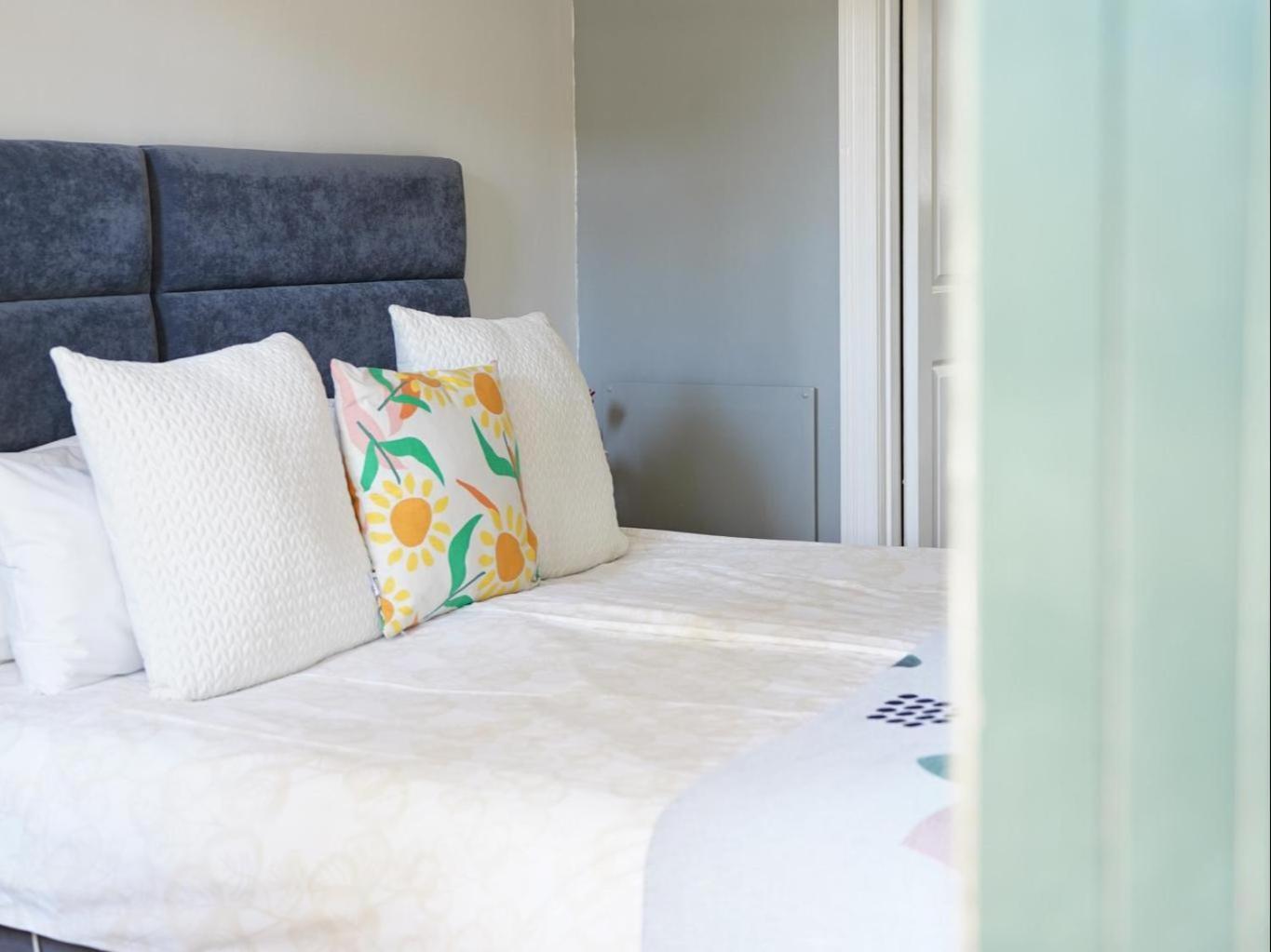 Mediterranean Villa Guesthouse Cape Town Room photo