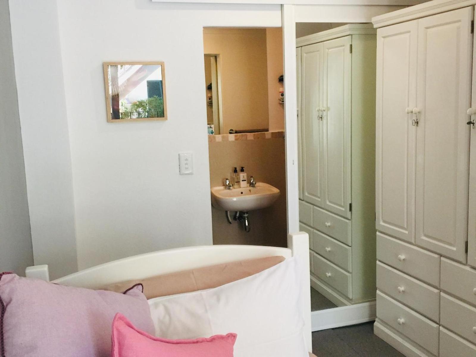 Mediterranean Villa Guesthouse Cape Town Room photo